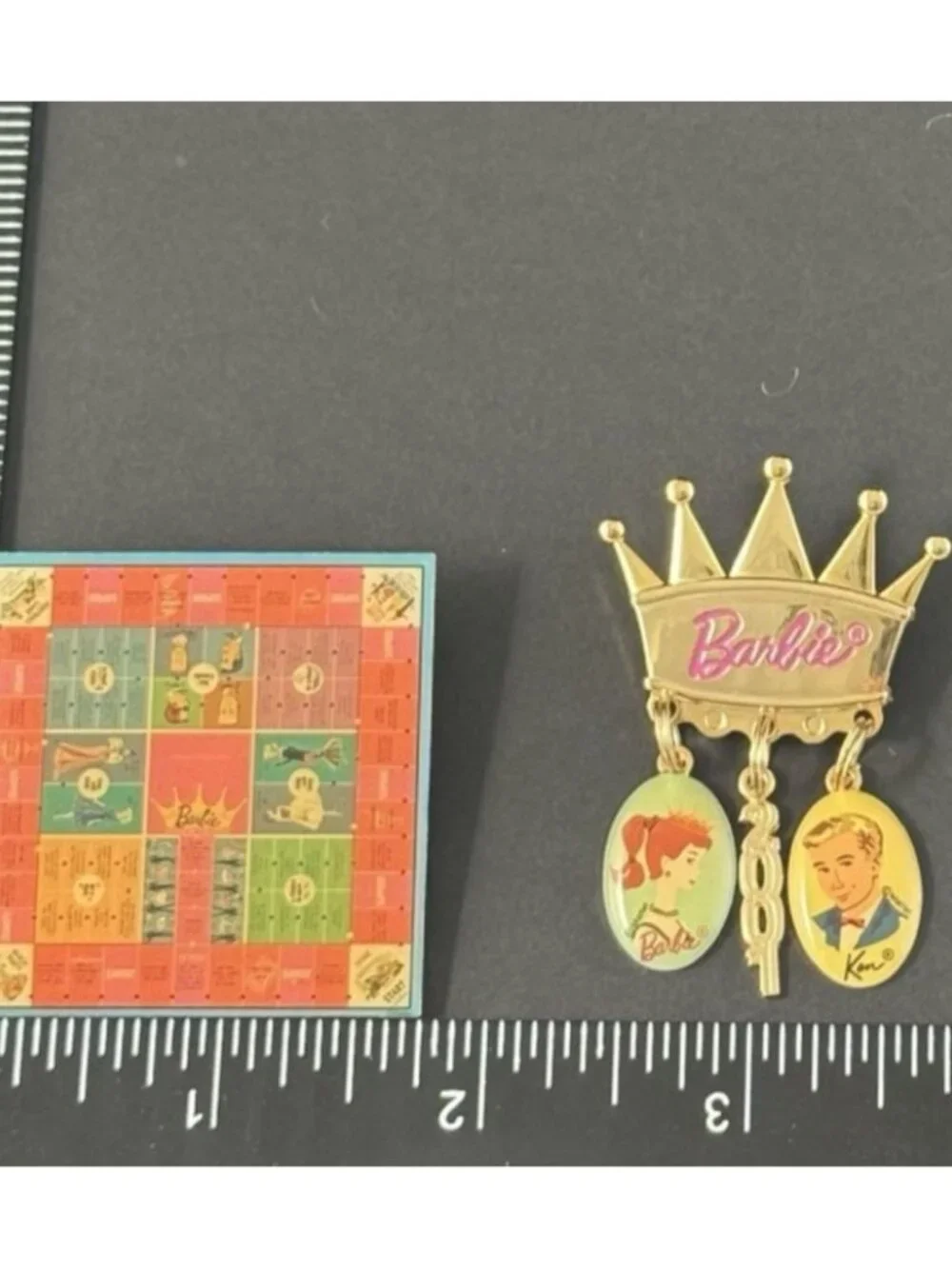 Barbie 2001 Dearborn Queen Of The Prom Convention Crown And Game Board Pin Set